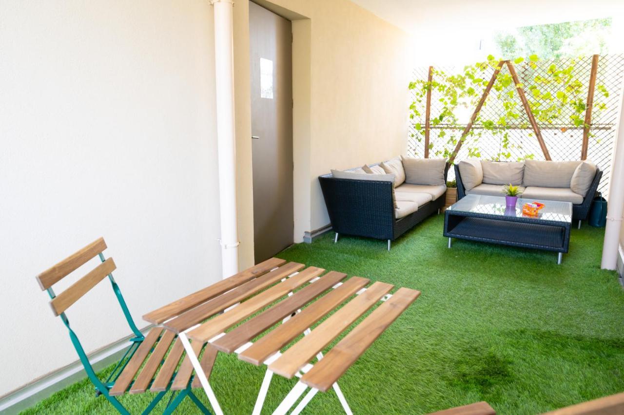 Chez Leon - Metro, Bus, Garage Double, 6 Personnes