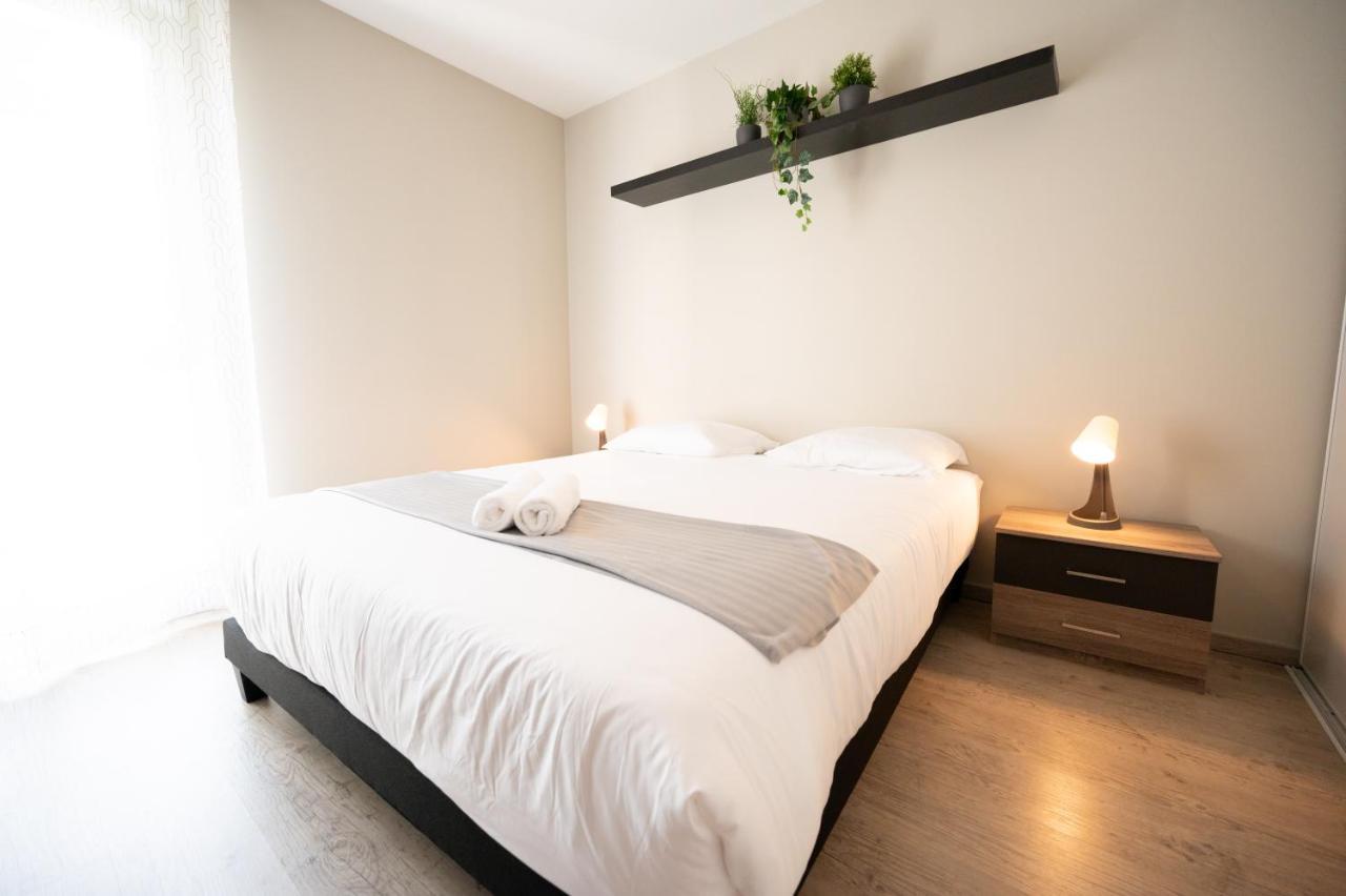 Apartment Chez Leon - Metro, Bus, Garage Double, 6 Personnes