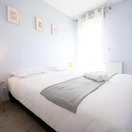 Chez Leon - Metro, Bus, Garage Double, 6 Personnes Apartment Villeurbanne Exterior photo