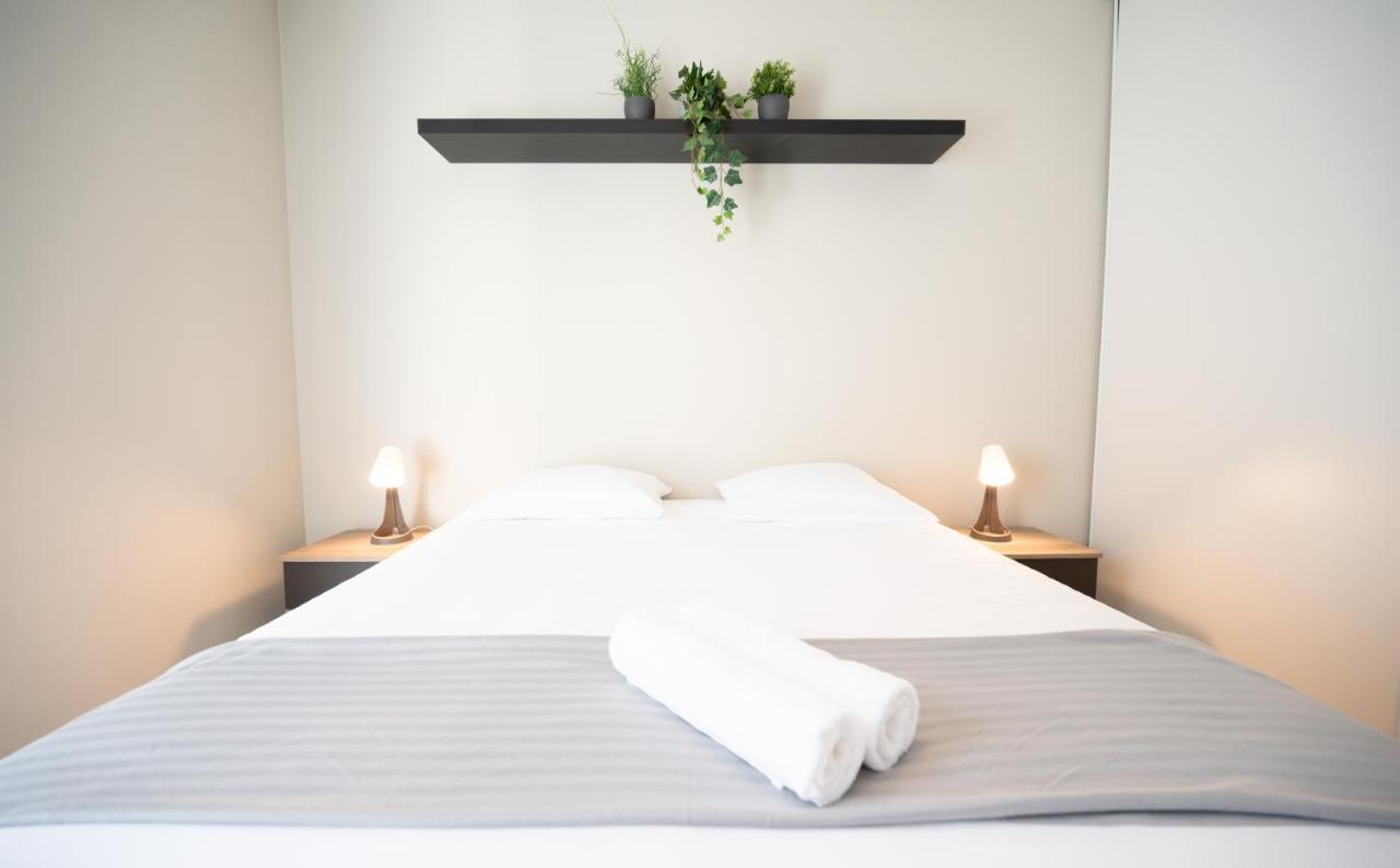 Apartment Chez Leon - Metro, Bus, Garage Double, 6 Personnes